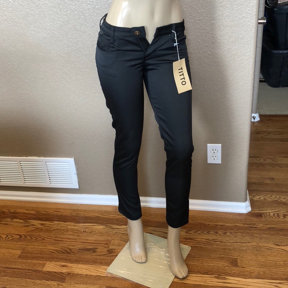 New High Quality Shimmering Thick Jeans! Black